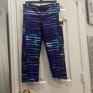 Ideology Crop Leggings with Mesh Detail